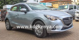 MAZDA  – DEMIO (13S / 4WD)