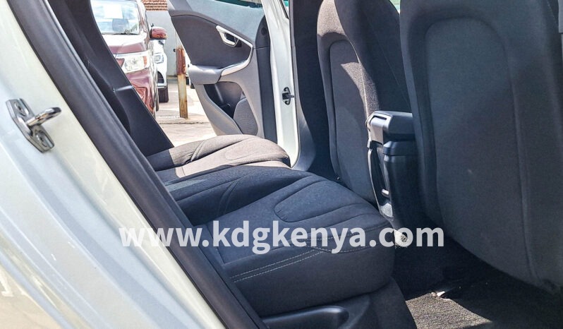 
								VOLVO – V40 (D4) full									
