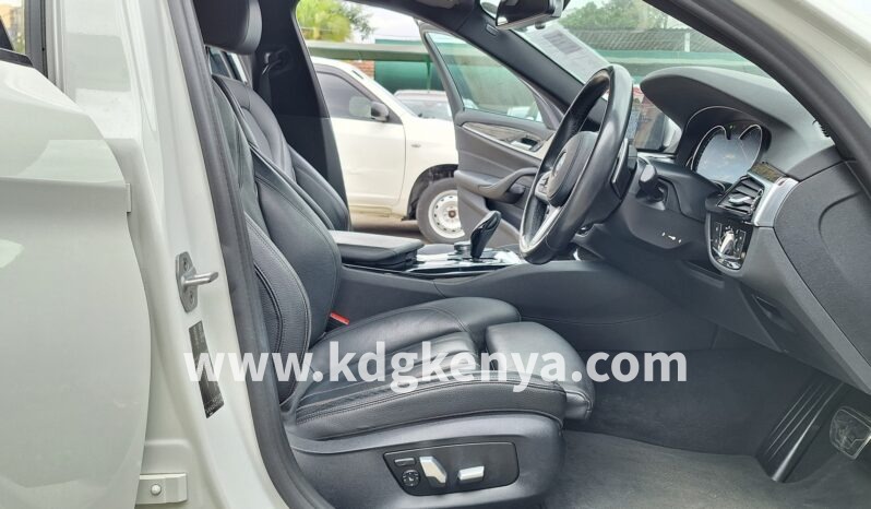 
								BMW – 523I (M-SPORT / FULLY LOADED) full									