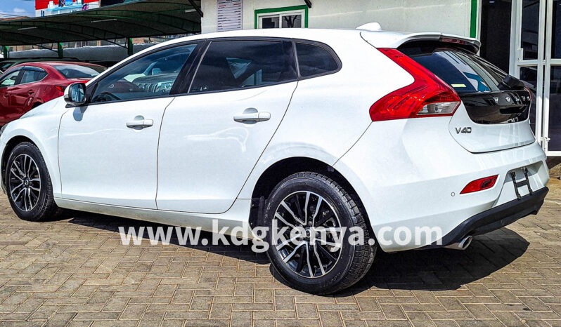 
								VOLVO – V40 (D4) full									