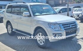 MITSUBISHI – PAJERO (FINAL EDITION / 4WD / 7 SEATER)