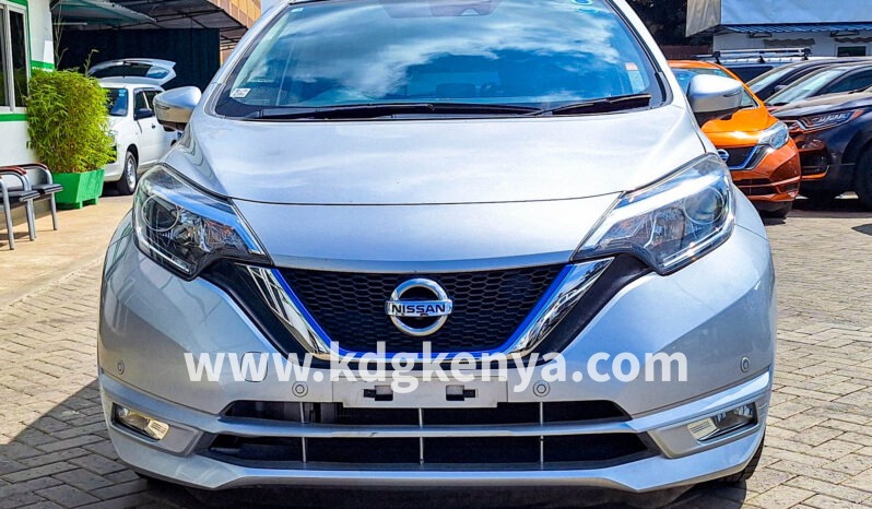 
								Nissan NOTE (e- Power – X) full									