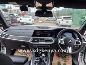 BMW – X7 (xDrive35d M Sports / 6 SEATER)