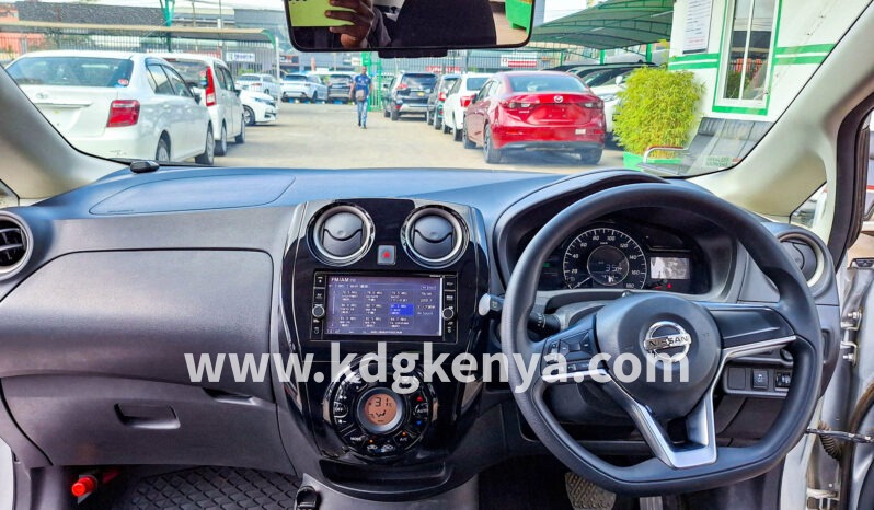 
								Nissan NOTE (e- Power – X) full									