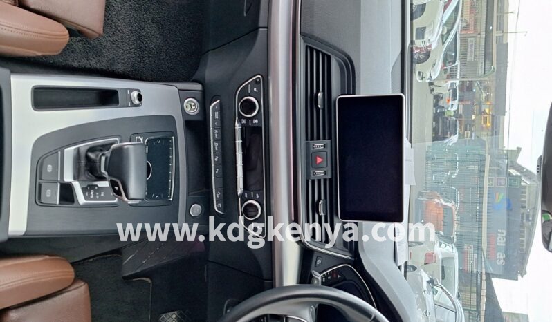 
								AUDI – Q5 (40TDI QUATTRO SPORT) full									