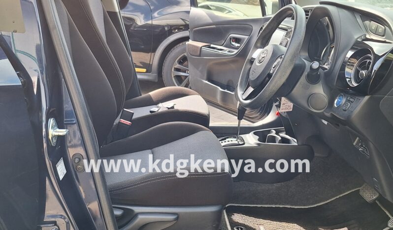 
								TOYOTA – VITZ (HYBRID F SAFETY EDITION Ⅱ) full									