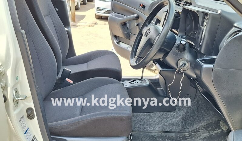 
								TOYOTA – PROBOX VAN (DX Comfort 4WD) full									