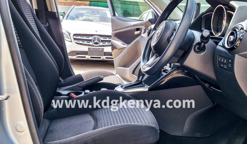 
								MAZDA – DEMIO (15S) full									