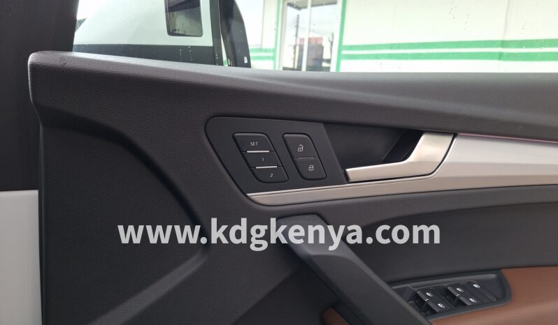 
								AUDI – Q5 (40TDI QUATTRO SPORT) full									