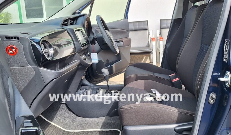 
								TOYOTA – VITZ (HYBRID F SAFETY EDITION Ⅱ) full									