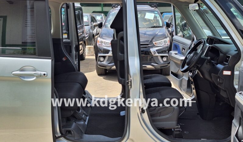
								TOYOTA – ROOMY (Custom G S) full									