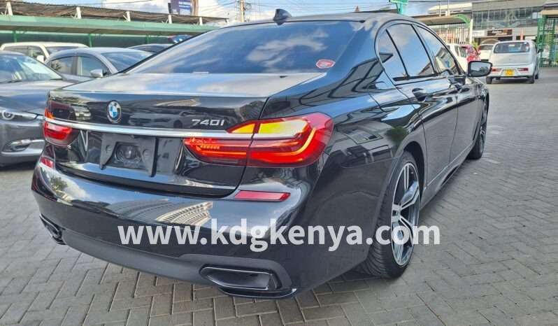 
								BMW – 740I (M SPORT) full									