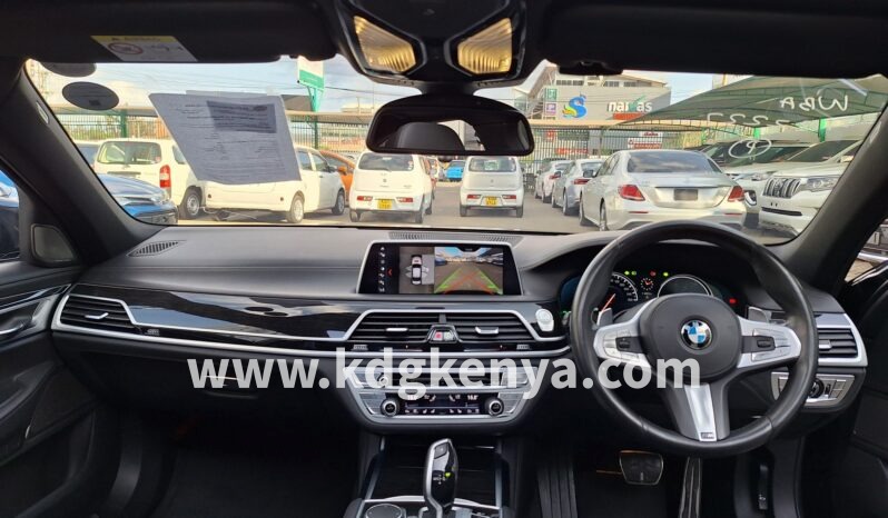 
								BMW – 740I (M SPORT) full									