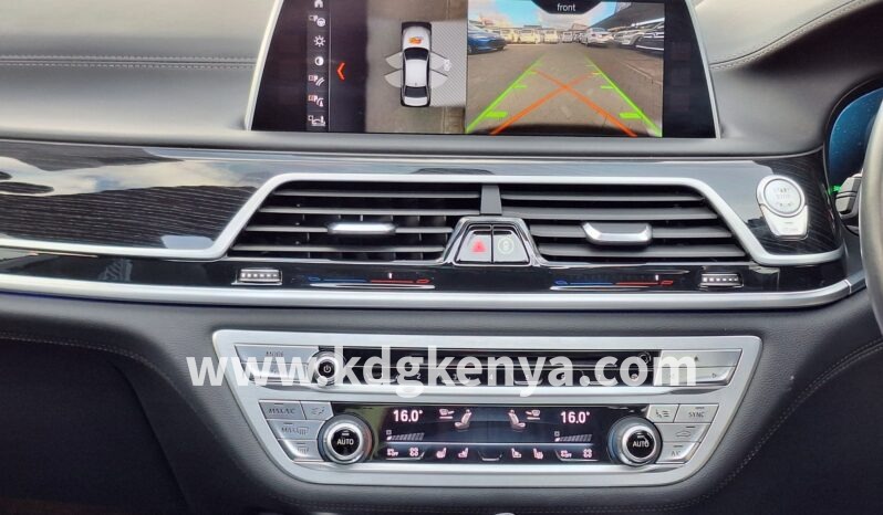 
								BMW – 740I (M SPORT) full									