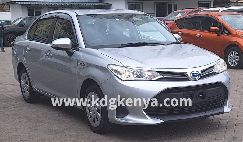 
								TOYOTA COROLLA AXIO full									