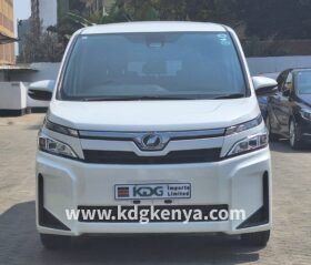 TOYOTA  VOXY