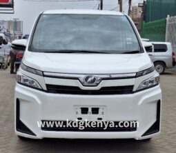 TOYOTA – VOXY (X-GRADE / 4WD / 8 SEATER)