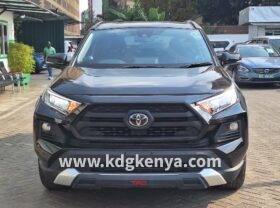 TOYOTA  RAV4