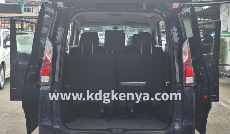 
								NISSAN – SERENA (X V Selection / 4WD / 8 SEATER) full									