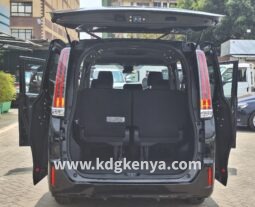 
										TOYOTA – ESQUIRE (XI / 8 SEATER) full									