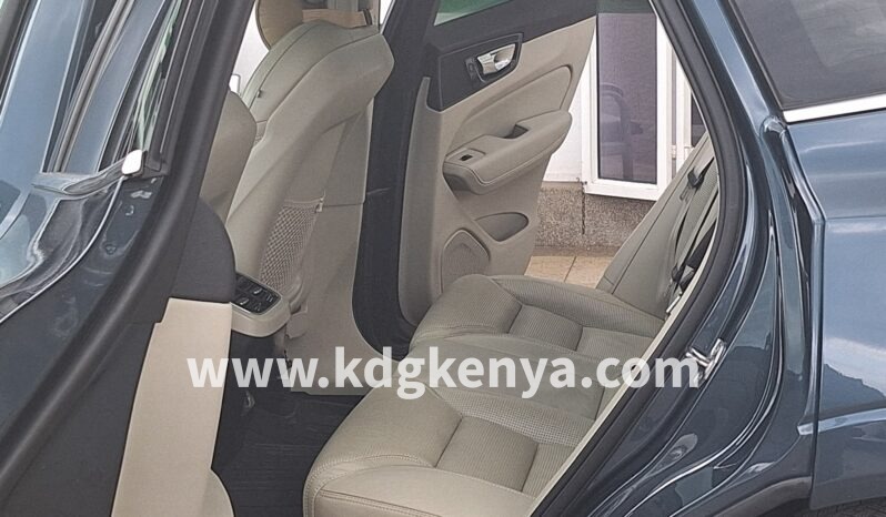 
VOLVO – XC60 (D4 INSCRIPTION / AWD / EX JAPAN) full									