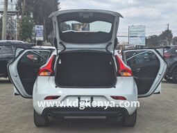 
										VOLVO – V40 (T3) full									