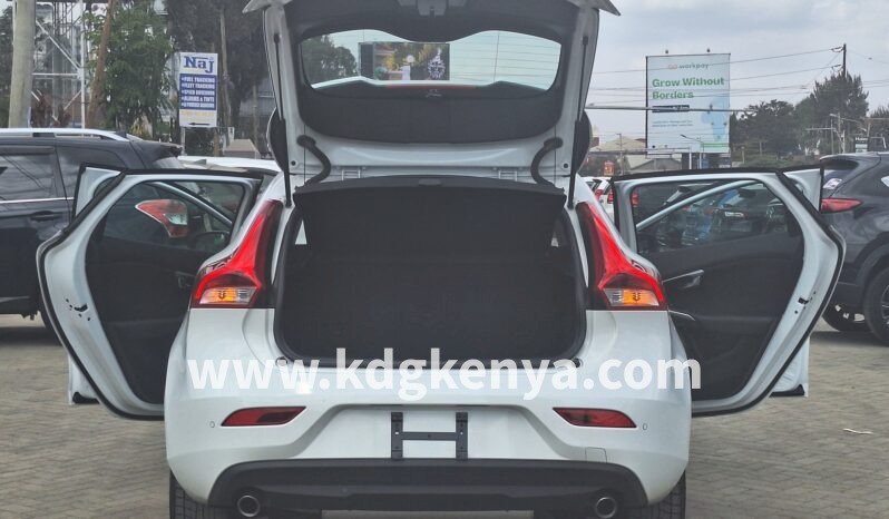 
								VOLVO – V40 (T3) full									