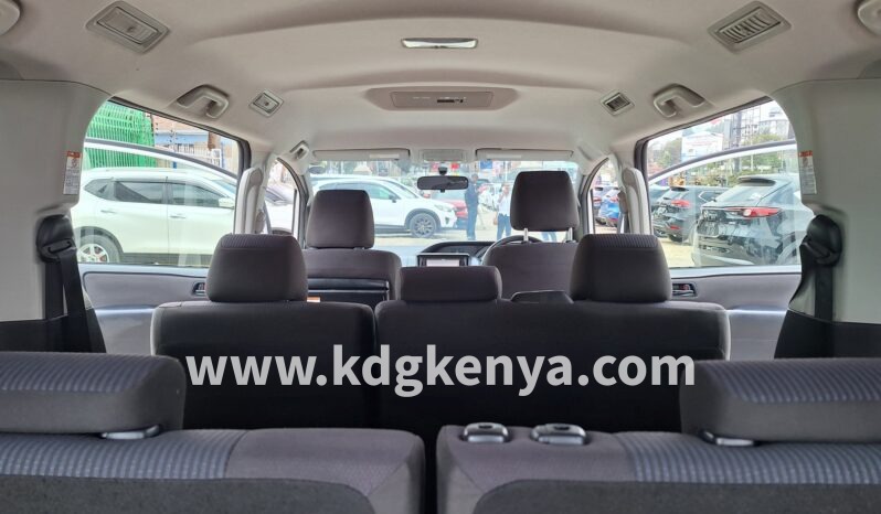 
								TOYOTA – VOXY (X-GRADE / 4WD / 8 SEATER) full									