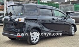 
										TOYOTA – SIENTA (X V Package) full									