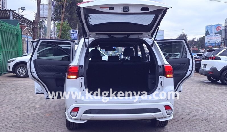 
								MITSUBISHI – OUTLANDER (S Edition / 4WD / 5 SEATER) full									
