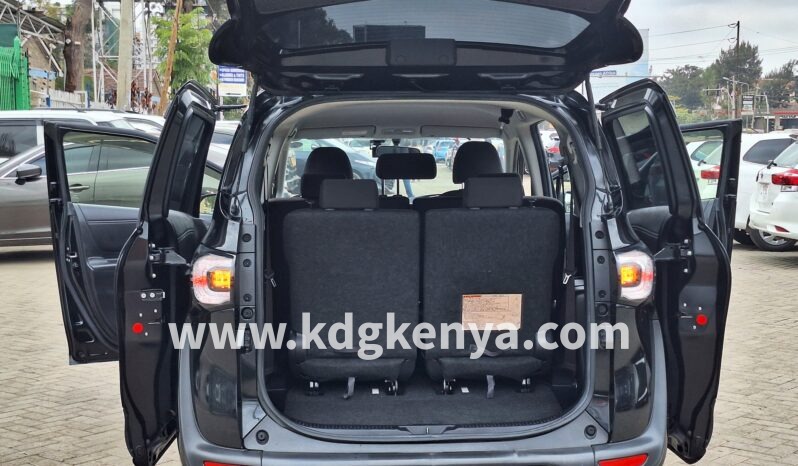 
								TOYOTA – SIENTA (X V Package) full									