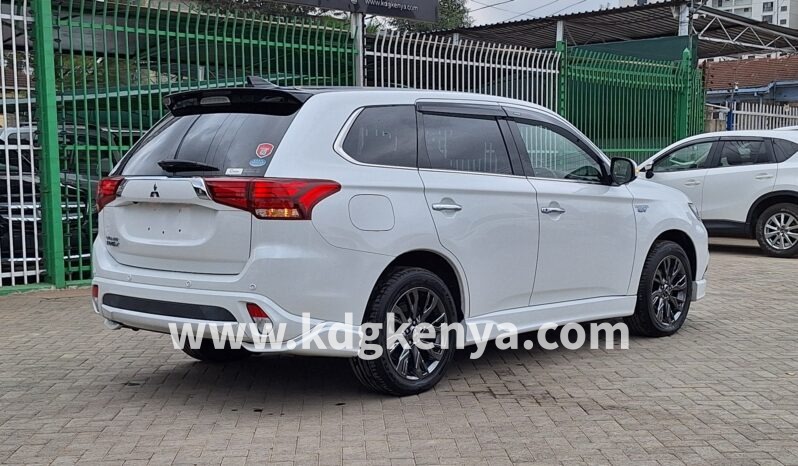 
								MITSUBISHI – OUTLANDER (S Edition / 4WD / 5 SEATER) full									