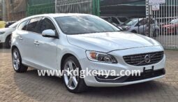 VOLVO – V60 (D4 / EX-JAPAN)