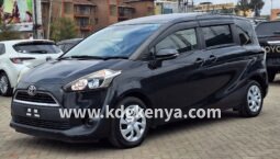 
										TOYOTA – SIENTA (X V Package) full									