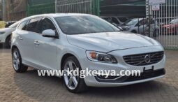 VOLVO – V60 (D4 / EX-JAPAN)