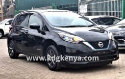 NISSAN – NOTE (E POWER X / BLACK ARROW)