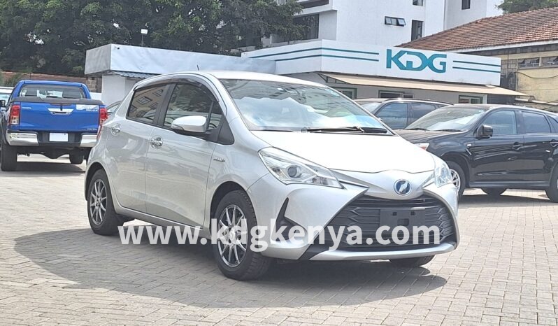 
								TOYOTA – VITZ  (Hybrid F Safety ED) full									