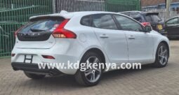 
										VOLVO – V40 (T3) full									