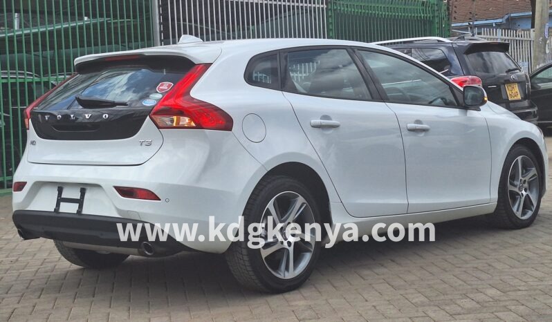 
								VOLVO – V40 (T3) full									