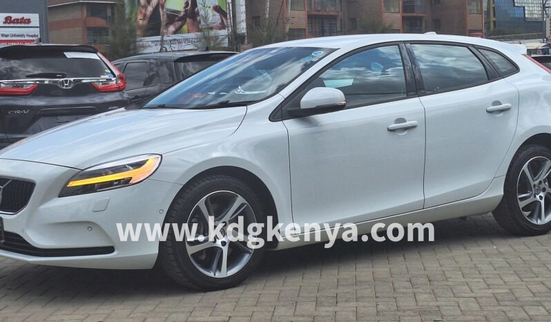 
								VOLVO – V40 (T3) full									