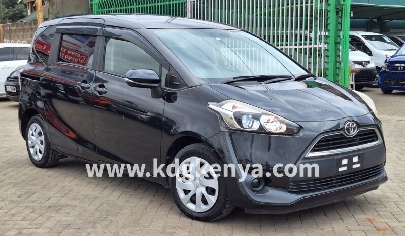 
								TOYOTA – SIENTA (X V Package) full									