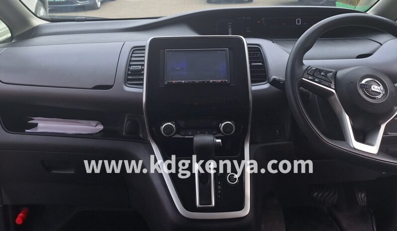 
								NISSAN – SERENA (X V Selection / 4WD / 8 SEATER) full									