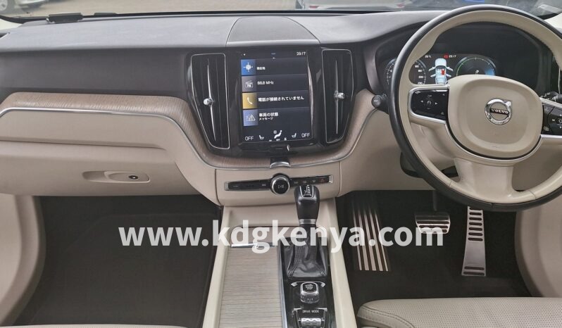 
VOLVO – XC60 (D4 INSCRIPTION / AWD / EX JAPAN) full									