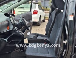 
										TOYOTA – SIENTA (X V Package) full									