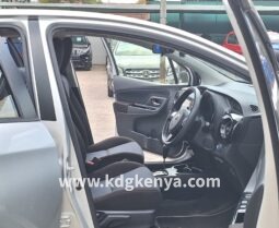 
										TOYOTA – VITZ  (Hybrid F Safety ED) full									