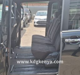 
										TOYOTA – ESQUIRE (XI / 8 SEATER) full									