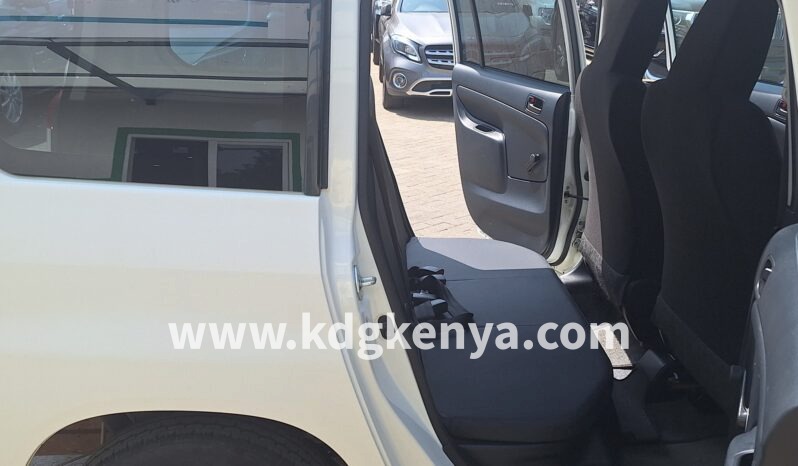 
TOYOTA – PROBOX VAN (HYBRID DX COMFORT / 1.5L) full									