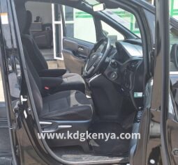 
										TOYOTA – ESQUIRE (XI / 8 SEATER) full									