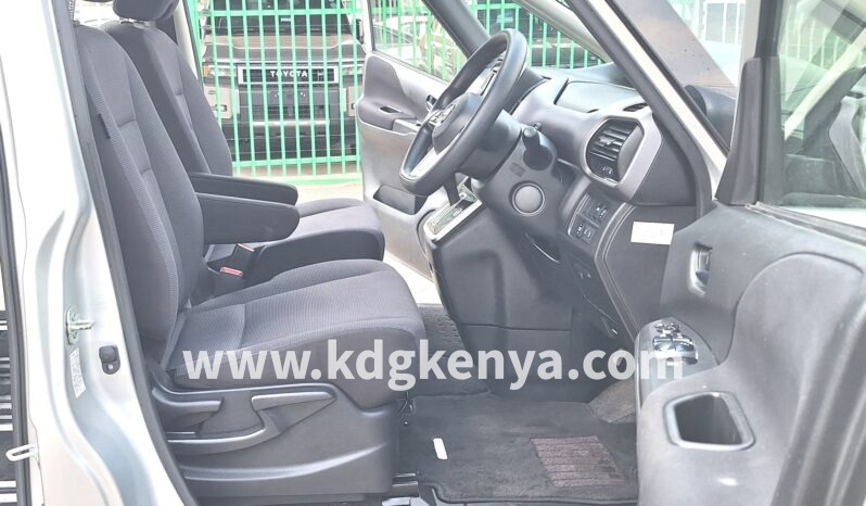 
								NISSAN – SERENA (X V SELECTION / 8 SEATER) full									