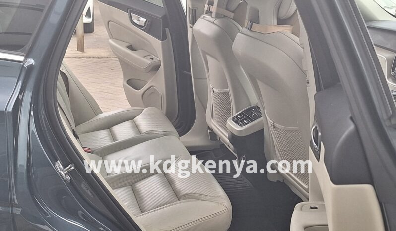 
VOLVO – XC60 (D4 INSCRIPTION / AWD / EX JAPAN) full									
